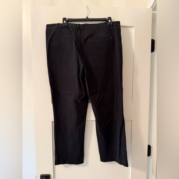 Banana Republic Black Cropped Straight-Leg Pants - Size 14 - Picture 2 of 9